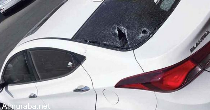 “صورة” مواطن يعتدي بالساطور على آخر لعدم إفساحه الطريق لمركبته في الدمام