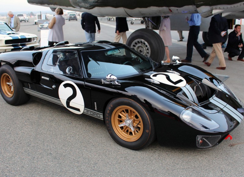 "صور" سيارات خارقة وكلاسيكية نادرة وطائرات فارهة في معرض McCall's Motorworks Revival 2016-mccalls-motorworks-revival (15)