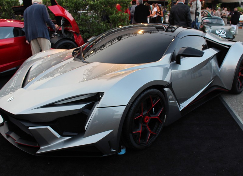 "صور" سيارات خارقة وكلاسيكية نادرة وطائرات فارهة في معرض McCall's Motorworks Revival 2016-mccalls-motorworks-revival (18)