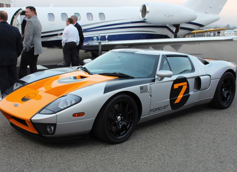 "صور" سيارات خارقة وكلاسيكية نادرة وطائرات فارهة في معرض McCall's Motorworks Revival 2016-mccalls-motorworks-revival (20)