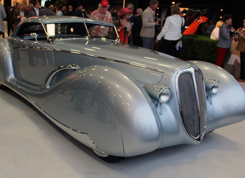 "صور" سيارات خارقة وكلاسيكية نادرة وطائرات فارهة في معرض McCall's Motorworks Revival 2016-mccalls-motorworks-revival (4)