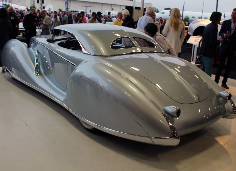 "صور" سيارات خارقة وكلاسيكية نادرة وطائرات فارهة في معرض McCall's Motorworks Revival 2016-mccalls-motorworks-revival (5)