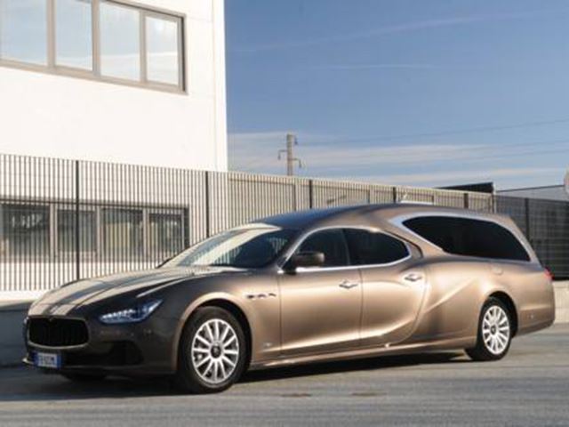 "بالصور" شركة إيطالية تحول "مازيراتي" جيبلي إلى سيارة نقل موتى لكبار الشخصيات Maserati 3