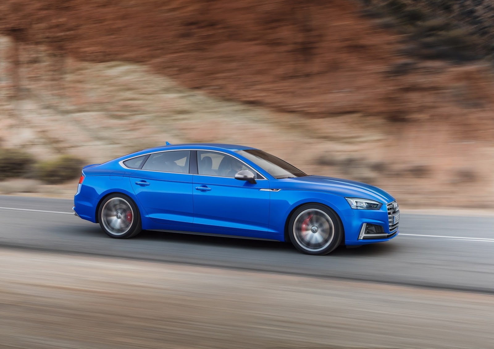2017-audi-s5-sportback-9