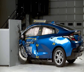 “فيديو” شاهد اختبار تصادم شفروليه فولت 2017 Chevrolet Volt