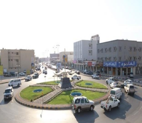 “المرور“ عدم إعطاء الأفضلية لمن بداخل الدوار مخالفة لا تقل غرامتها عن 500 ريال