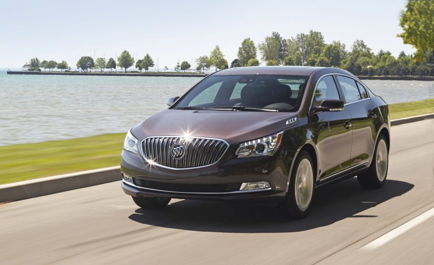 "بالصور" تعرف على أقل 15 سيارة هجينة رواجًا في الولايات المتحدة 2014-buick-lacrosse2-1-876x535