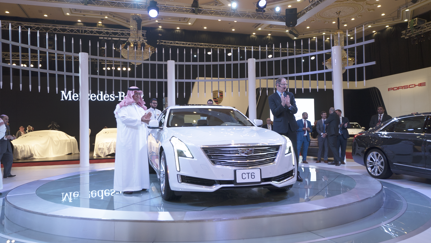 رئيس كاديلاك العالمية يدشن كاديلاك CT6 في جناح الجميح للسيارات في أول زيارة رسمية للمملكة