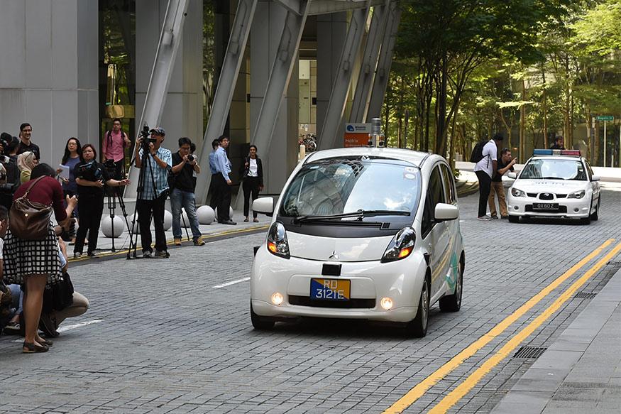 تاكسي وحافلة ذاتية القيادة تقدم تقني غير مسبوق في سنغافورة