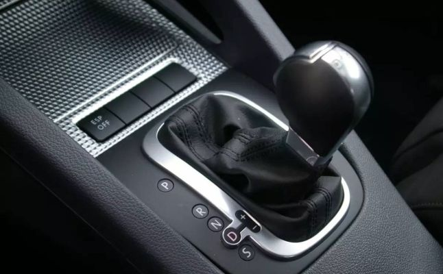 تعرف على أبرز الأسباب التي تؤدي إلى أعطال القير الأوتوماتيكي sans-titre