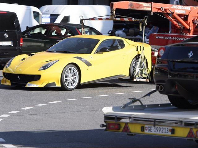 مصادرة 11 سيارة خارقة من نائب رئيس استولى على أموال شعبه 2