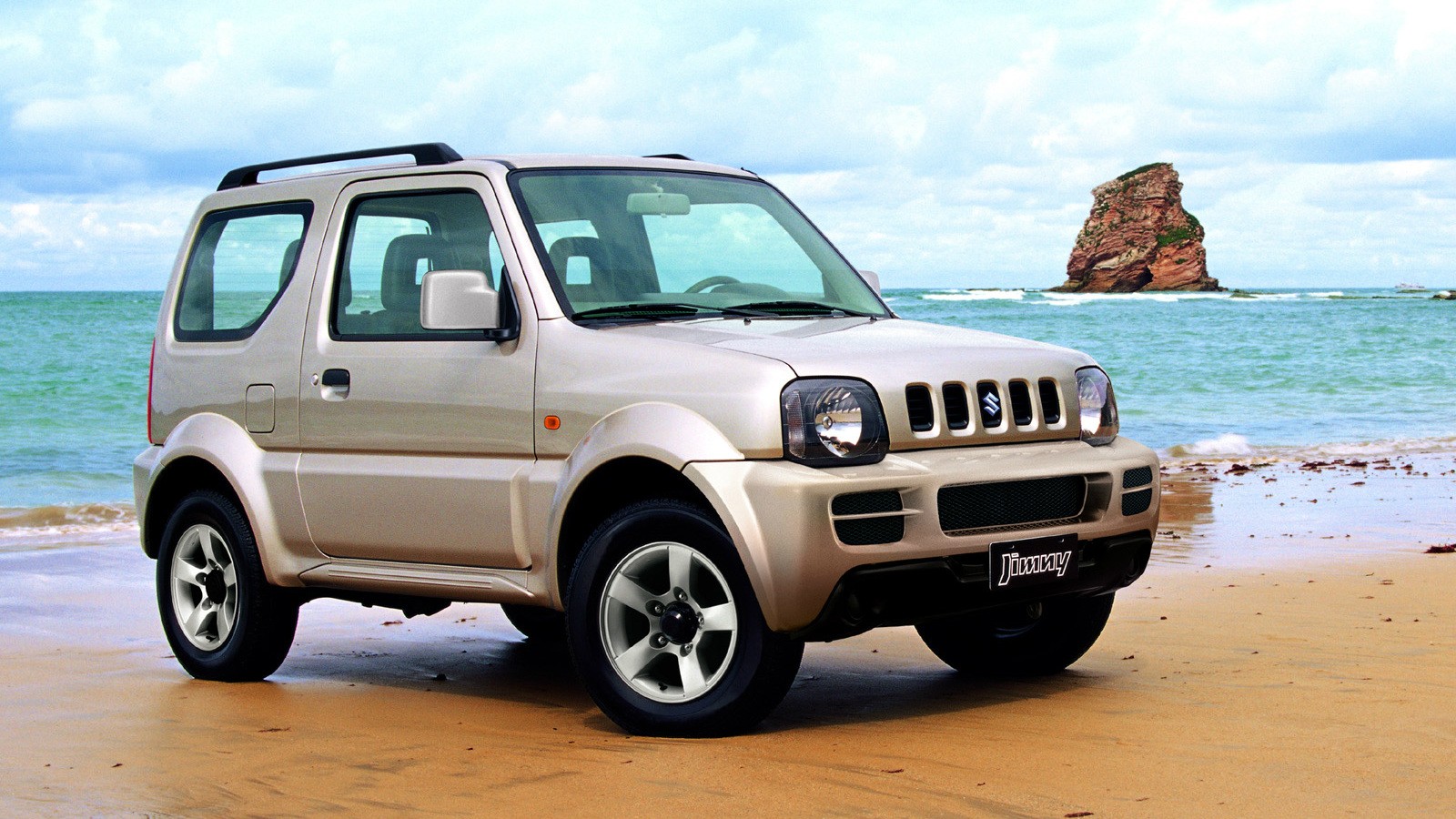 "بالصور" تعرف على خمس من أقدم سيارات العالم المستمر إنتاجها automotive-antiquities-five-of-the-oldest-cars-still-in-production_1