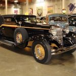 تُرى كيف لسيارة من "كرايسلر" أن يزيد سعرها عن المليوني ريال سعودي؟ Chrysler تُرى كيف لسيارة من "كرايسلر" أن يزيد سعرها عن المليوني ريال سعودي؟ Chrysler 1