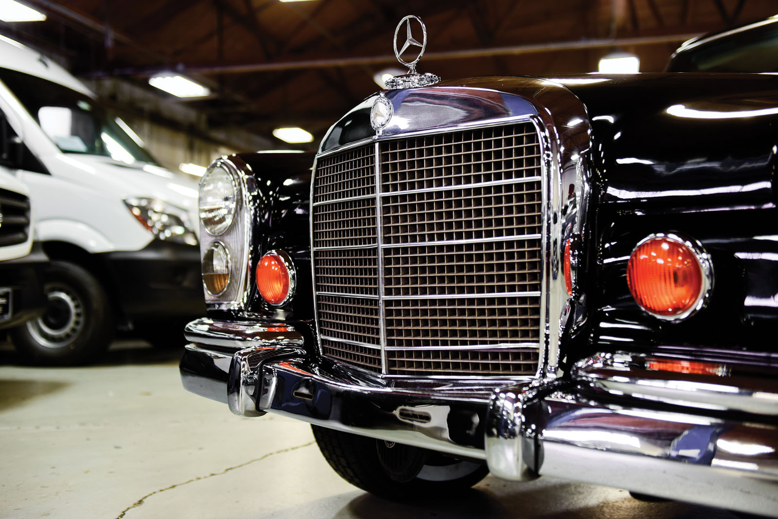 "مرسيدس بنز" 600 بولمان كلاسيكية الرؤساء الديكتاتوريين ستعرض في مزاد بالولايات المتحدة 15