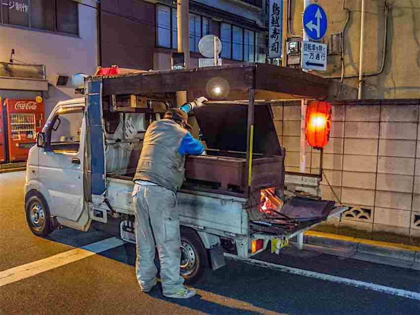 الشاحنات اليابانية طعامها لذيذ ولكنه قد يكون مميتًا 2