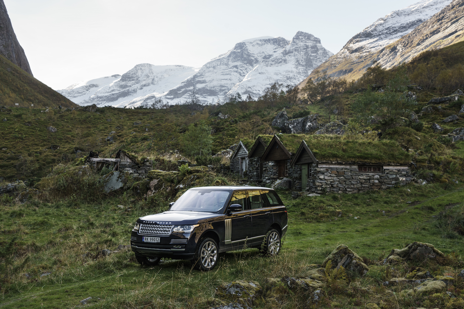 NORWAY. 2016. Rural driving near Hjørundfjorden. Photographed on assignment for Land Rover.