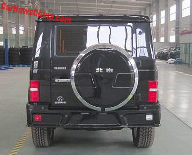 "صور تجسسية" من الصين للبديل المقلد من مرسيدس G63 في بكين Beijinig BJ80 5
