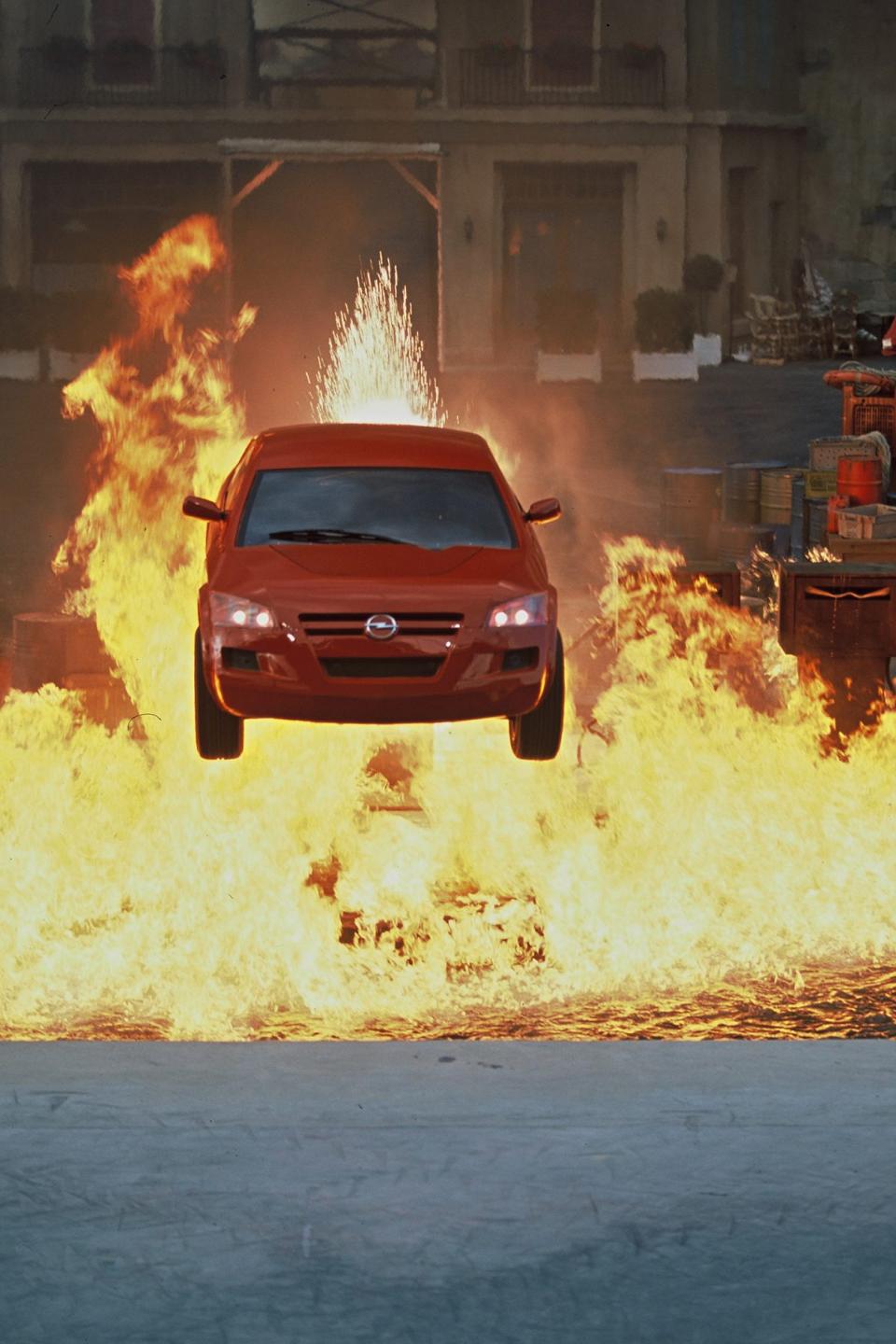 ديزني تفتح المجال لصانعات السيارات للترويج لموديلاتهم في منتجعاتها