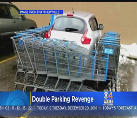 “فيديو” شاهد ماذا حدث لسائق شغل سيارته في موقف مخصص لعربات المعاقين