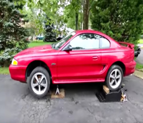 “فيديو” شاهد كيف تقوم بتشغيل سيارتك التي لم تعمل منذ سنوات!