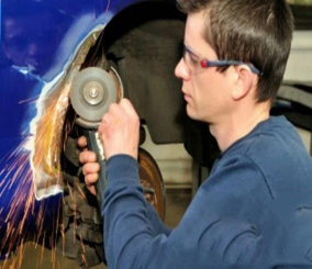 ما الذي تسببه الأضرار البسيطة في طلاء السيارة من مشاكل؟