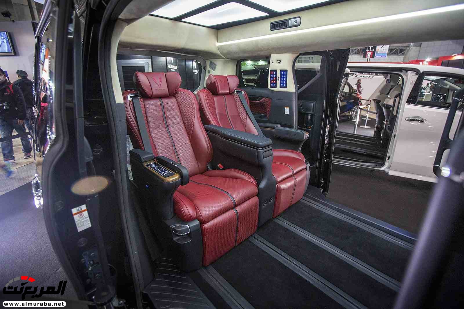 "بالصور" شاهد أغرب السيارات التخصيصية بصالون طوكيو 2017 "بالصور" شاهد أغرب السيارات التخصيصية بصالون طوكيو 2017 28