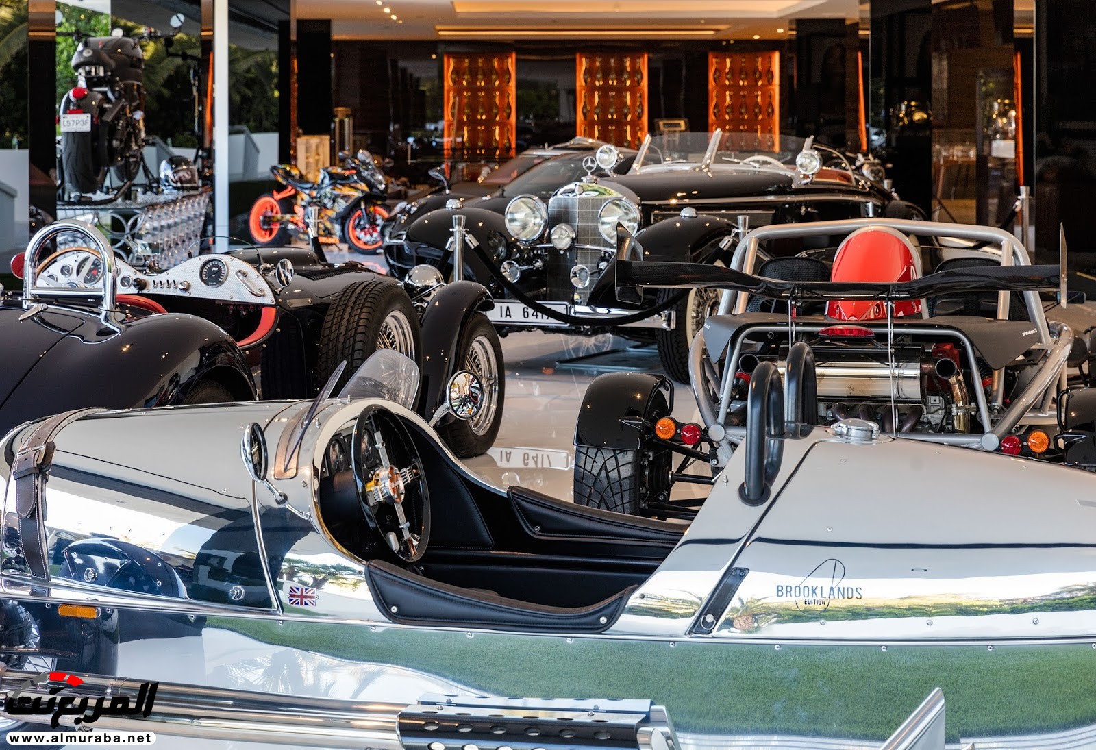 "بالصور" شاهد أغلى قصر بالولايات المتحدة بسعر مقارب للمليار ريال يضم مجموعة استثنائية من السيارات "بالصور" شاهد أغلى قصر بالولايات المتحدة بسعر مقارب للمليار ريال يضم مجموعة استثنائية من السيارات 8