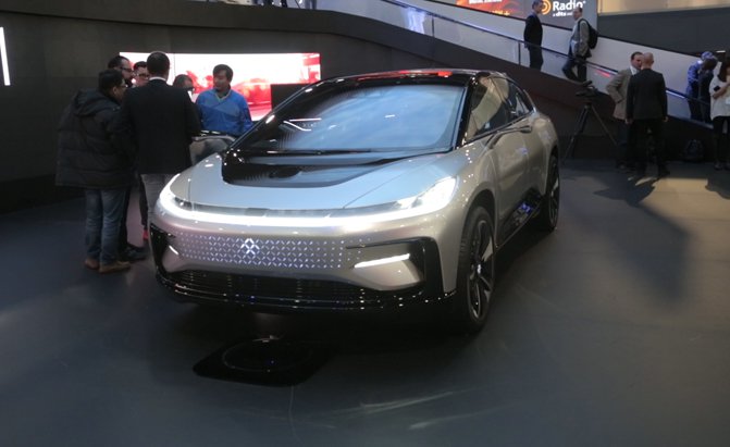 تقرير - منحنيات مستقبل صناعة السيارات التي أبرزها لنا معرض الإلكترونيات الاستهلاكية 2017 electric-vehicles