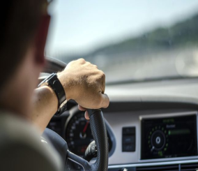 تعرف على أسباب ظهور صوت عند تحريك مقود السيارة