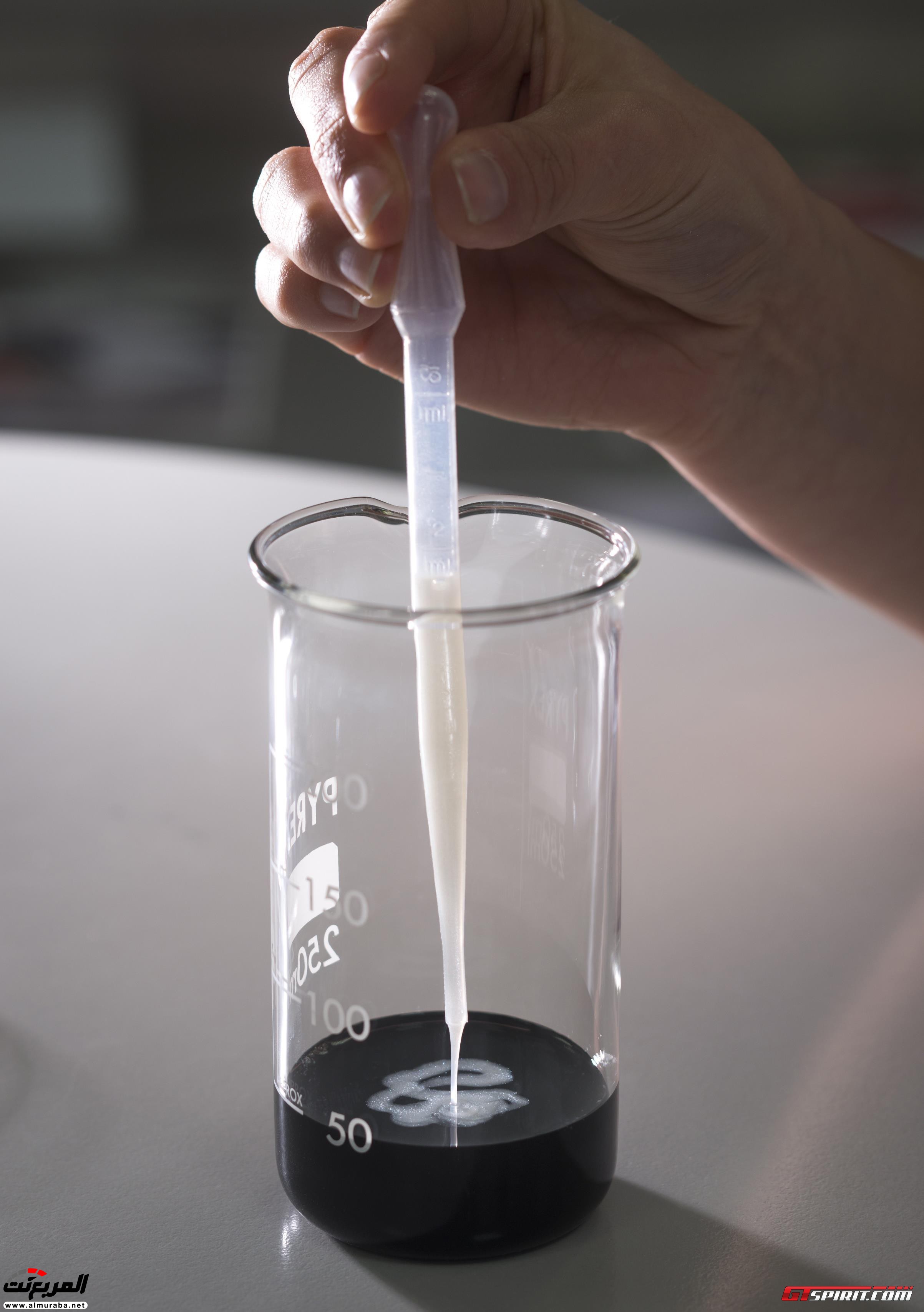 "رولز رويس" تسحق 1,000 ألماسة لإصدار طلاء خاص للجوست Rolls-Royce Ghost "رولز رويس" تسحق 1,000 ألماسة لإصدار طلاء خاص للجوست Rolls-Royce Ghost 5