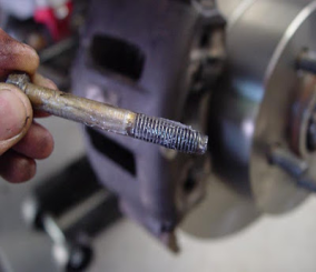 تعرف على أبرز أسباب صفير الفرامل المزعج!