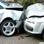 المرحلة الثانية من قرار الخصم على وثائق تأمين السيارات سيشمل المخالفات المرورية 1