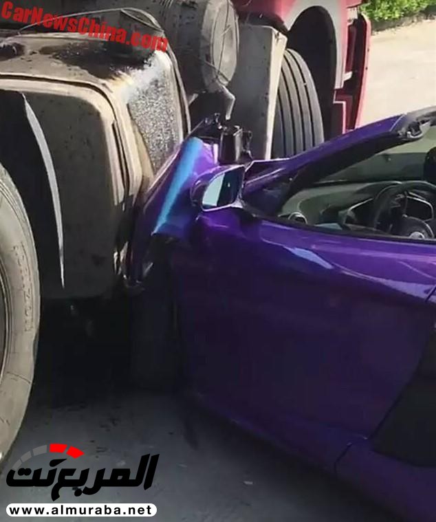 مكلارين 650S سبايدر تتورط في حادث خطير بالصين وتدهسها ناقلة نفط ! 2