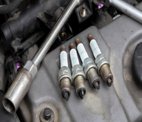 متى تحتاج إلى تغيير البواجي في السيارة؟