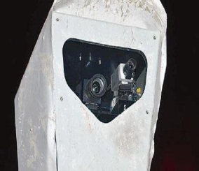 مواطن اعتدى على كاميرا ساهر بعد يوم واحد فقط على تركيبها في منطقة الجوف