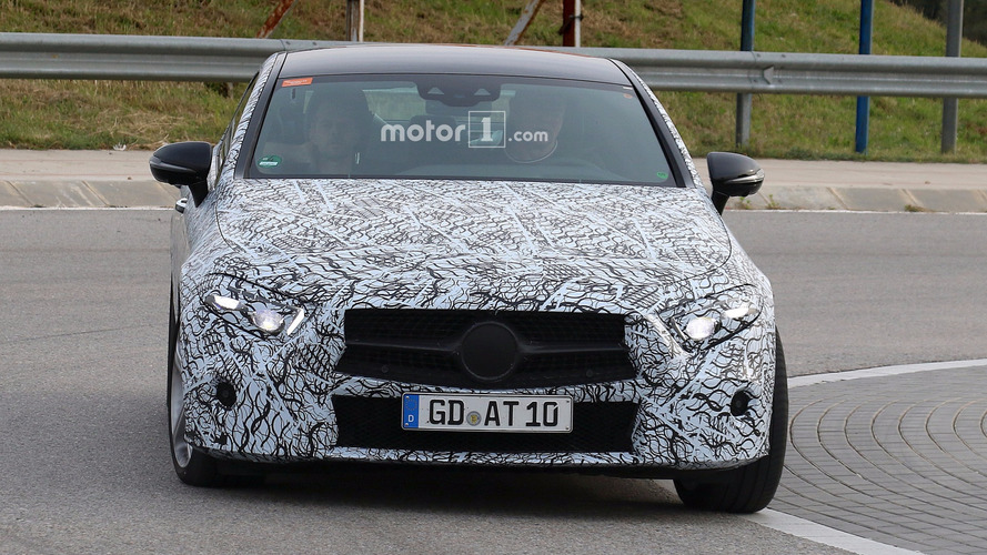 مرسيدس GT AMG كوبيه ذات الأربعة أبواب ترصد عن كثب أثناء اختبارها مرسيدس GT AMG كوبيه ذات الأربعة أبواب ترصد عن كثب أثناء اختبارها 3