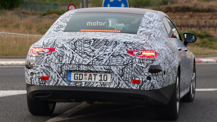 مرسيدس GT AMG كوبيه ذات الأربعة أبواب ترصد عن كثب أثناء اختبارها مرسيدس GT AMG كوبيه ذات الأربعة أبواب ترصد عن كثب أثناء اختبارها 6