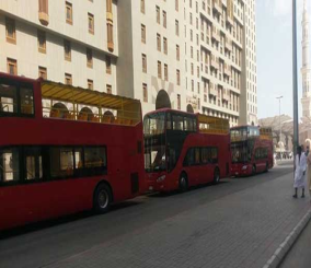 “فيديو” شاهد التشغيل التجريبي للحافلة السياحية في المدينة المنورة
