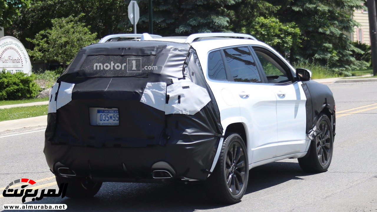 جيب شيروكي 2018 بمقدمة جديدة في تصميمها التخيلي 14