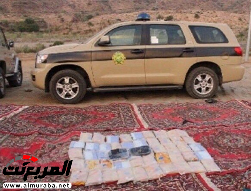 ملاحقة أمنية لمهرِّب سعودي تنتهي بانقلاب مركبته وضبط 20 كيلو حشيش ملاحقة أمنية لمهرِّب سعودي تنتهي بانقلاب مركبته وضبط 20 كيلو حشيش 1