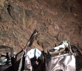 6 أشخاص من عائلة واحدة يلقون مصرعهم إثر انقلاب مروع لمركبتهم على طريق ينبع القديم