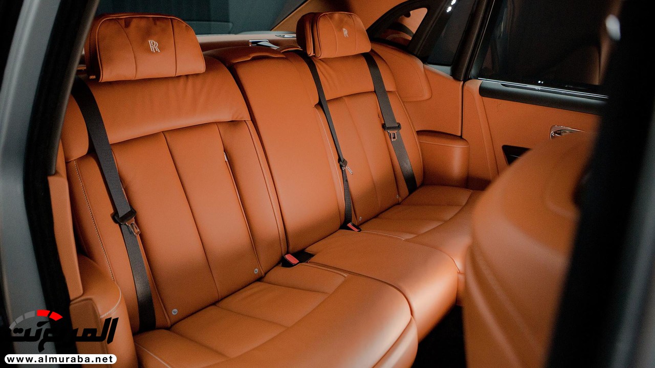 "مقارنة تصويرية" تعرف على تغييرات رولز رويس فانتوم 2018 "مقارنة تصويرية" تعرف على تغييرات رولز رويس فانتوم 2018 11