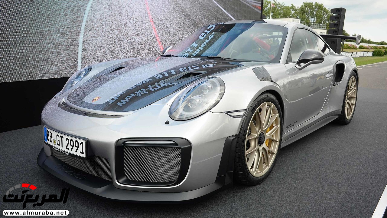 بورش تكشف رسميا عن GT2 RS أقوى موديل 911 على الإطلاق بورش تكشف رسميا عن GT2 RS أقوى موديل 911 على الإطلاق 29