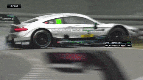 حادث تصادم مريع بسباق بين مرسيدس C63 AMG وأودي RS5 2