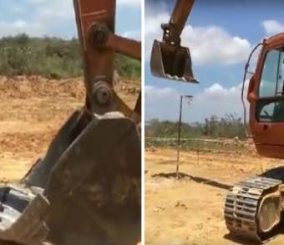 “فيديو” شاهد سائق عسكري يتدرب على الدقة بقيادة جرافة