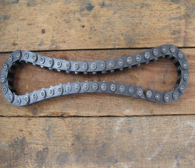 متي يتم تغيير جنزير مكينة السيارة؟