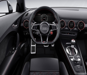 “بالصور” شاهد أفضل 5 داخليات السيارات لعام 2017