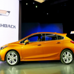 "فيديو" شاهد أفضل 10 سيارات جديدة بأسعار معقولة لعام 2017 1