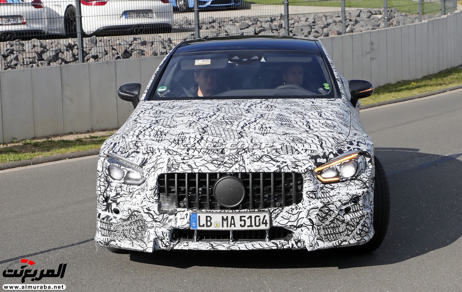 مرسيدس GT4 AMG تنكشف مقصورتها ومحركها أثناء اختبارها 16