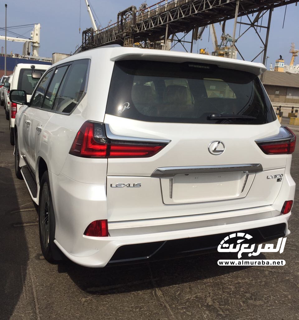 "بالصور" وصول لكزس LX570 2018 الفئة الرياضية S الى السعودية + المواصفات 3
